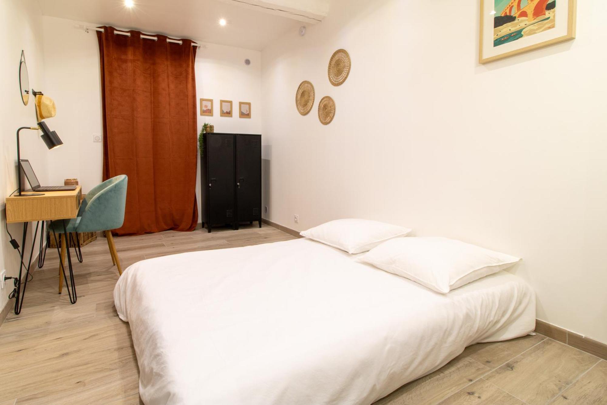 Apartment Centre - A 5 Minutes Des Arenes